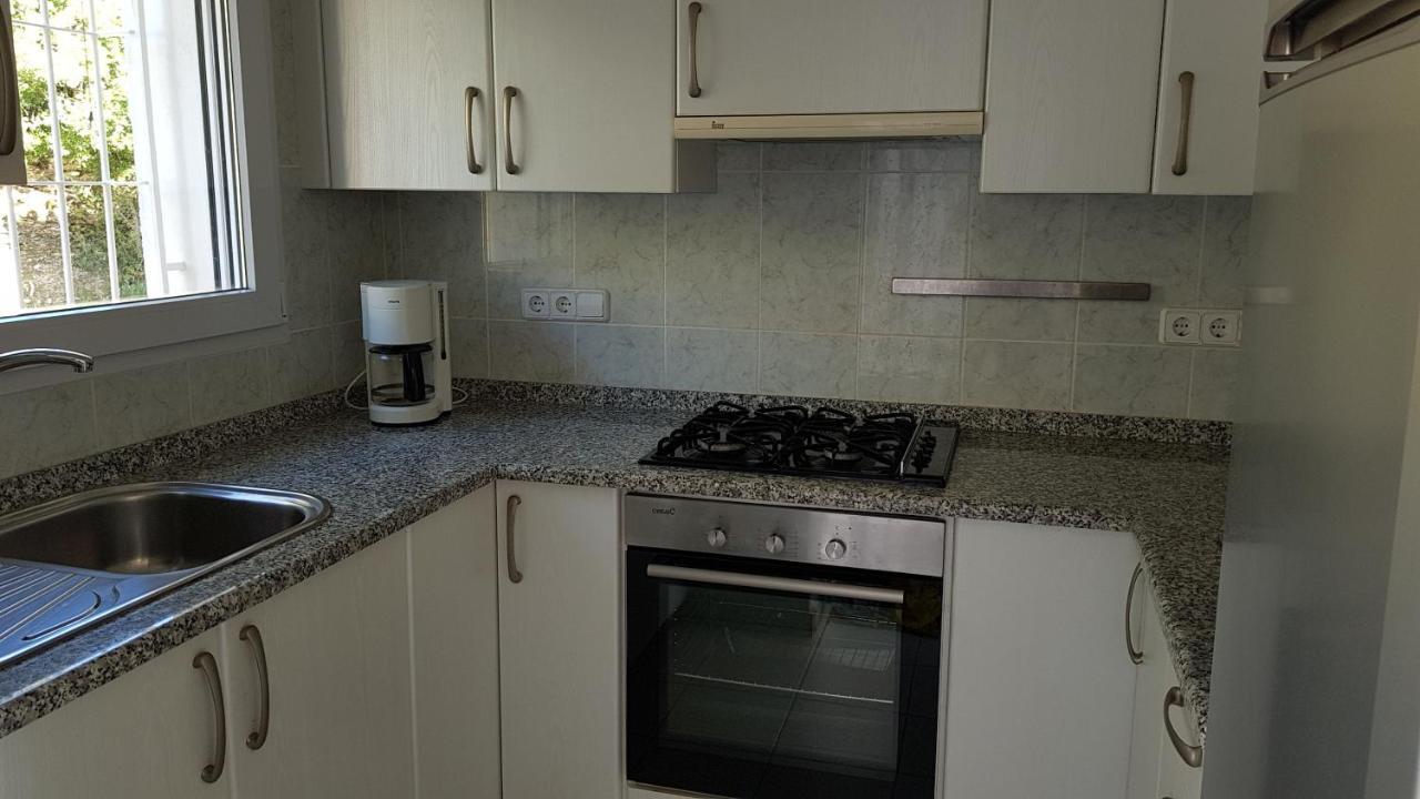Rosalalinda - Cosy Semi-Detached Home With Sea Views And Large Terrace Moraira Exterior photo