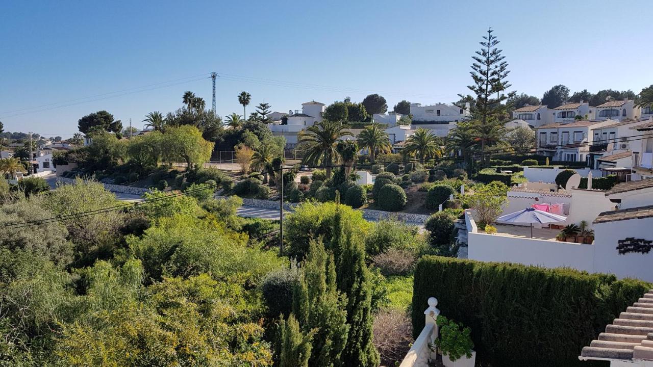 Rosalalinda - Cosy Semi-Detached Home With Sea Views And Large Terrace Moraira Exterior photo
