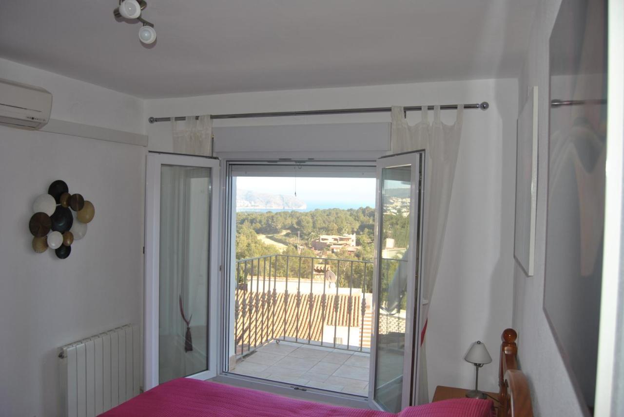 Rosalalinda - Cosy Semi-Detached Home With Sea Views And Large Terrace Moraira Exterior photo